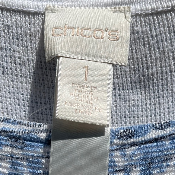 Chico’s Paisley Side-Button Pullover.  Chicos’s Size 1 (Med) - Picture 7 of 10